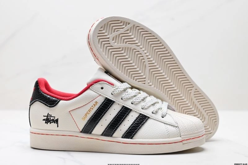 Snug Adidas Superstar Shoes 181