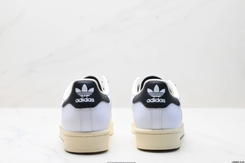 FreshLook Adidas Superstar Shoes 184