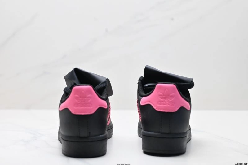 AllSeason Adidas Superstar Shoes 157