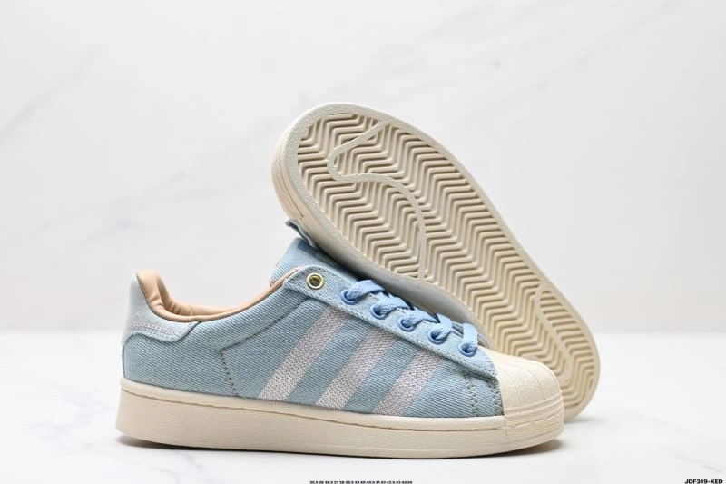 Resilient Adidas Superstar Shoes 139