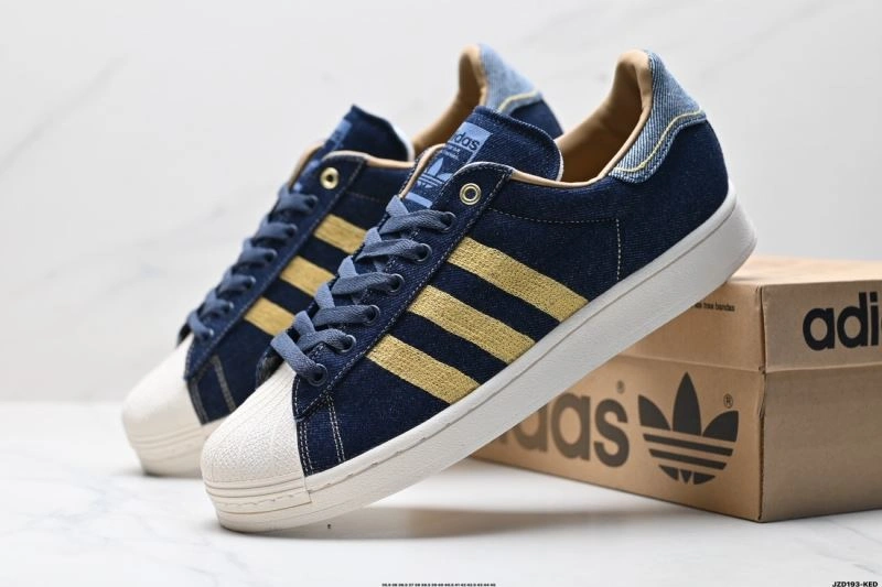 Adidas Superstar Shoes EasyCare 140