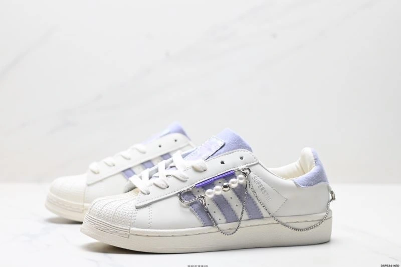 TechFriendly Adidas Superstar Shoes 136