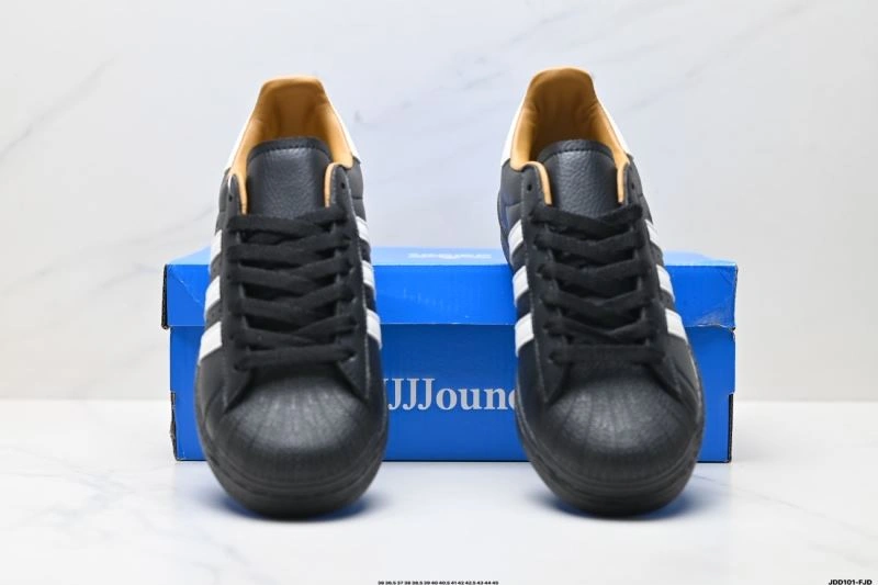 Adidas Superstar Shoes ModernLook 154