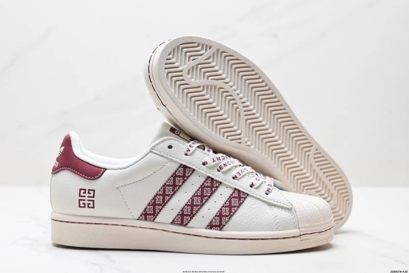 TimelessDesign Adidas Superstar Shoes 132