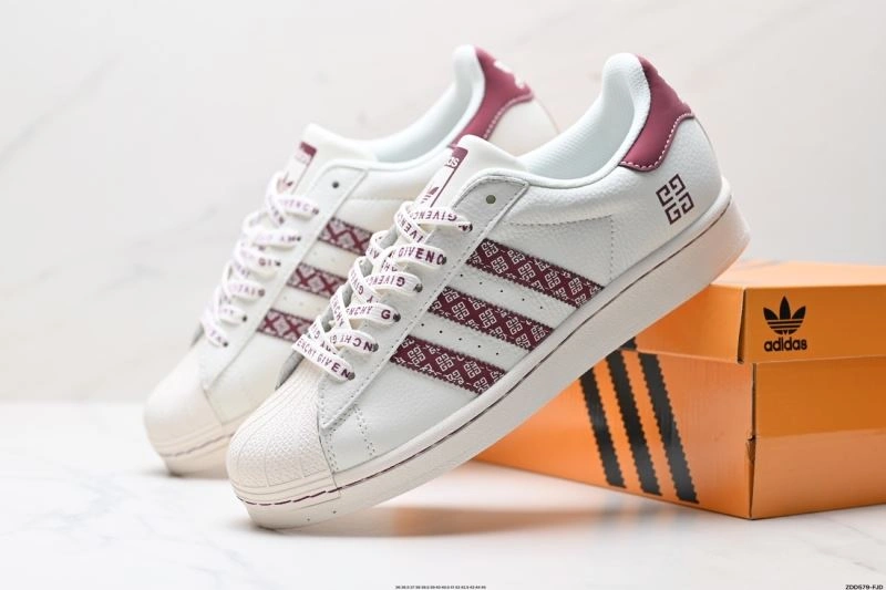 TimelessDesign Adidas Superstar Shoes 132