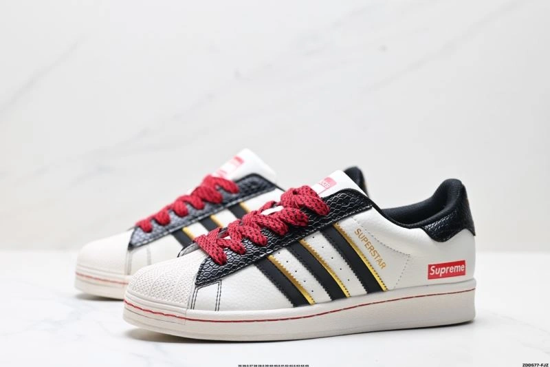 Adidas Superstar Shoes TimelessDesign 153