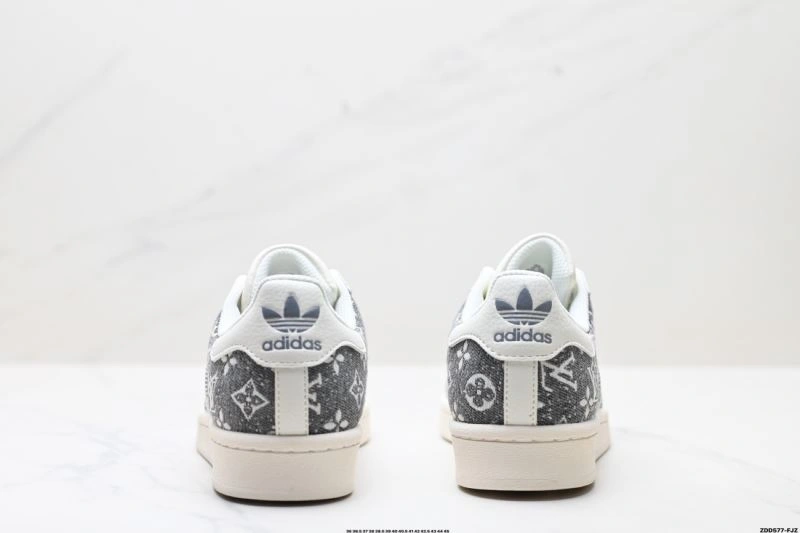 Adidas Superstar Shoes SunProtective 124