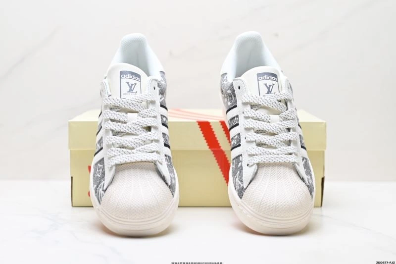 Adidas Superstar Shoes SunProtective 124