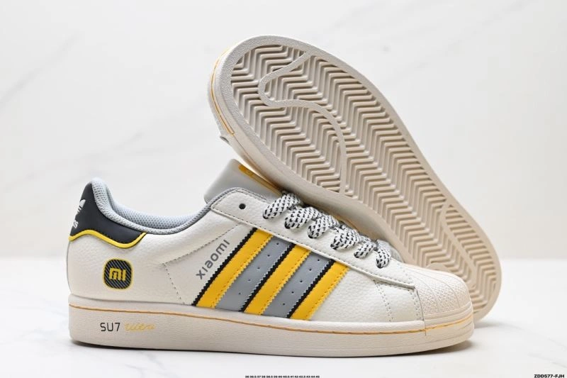 Adidas Superstar Shoes Snug 109