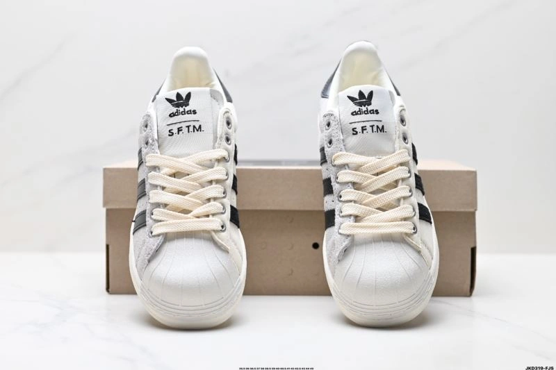 Adidas Superstar Shoes EasyCare 103