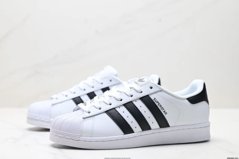 Stretchable Adidas Superstar Shoes 115
