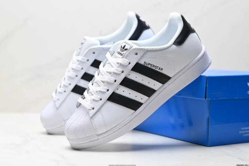 Stretchable Adidas Superstar Shoes 115