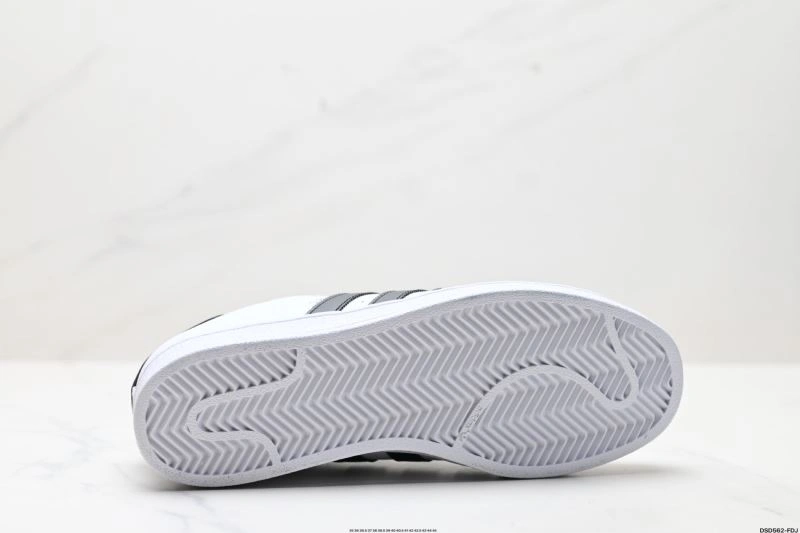 Stretchable Adidas Superstar Shoes 115