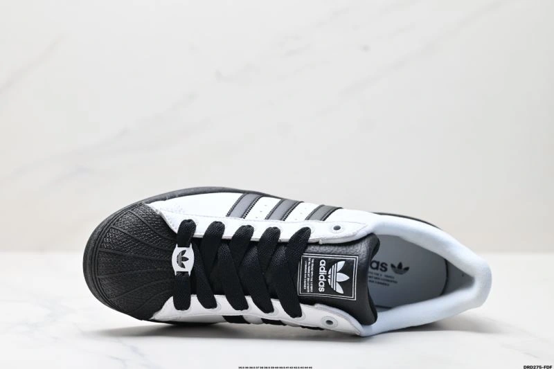 Flexible Adidas Superstar Shoes 159
