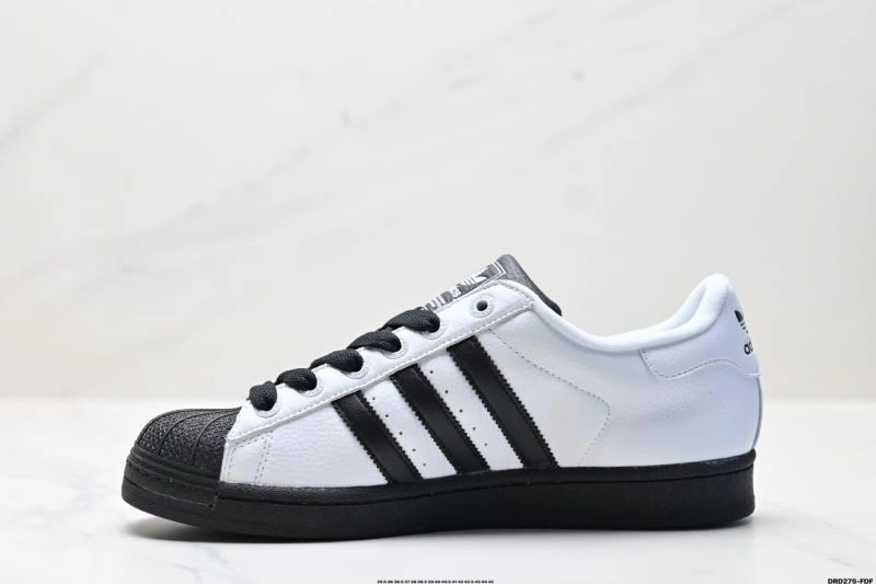 Flexible Adidas Superstar Shoes 159