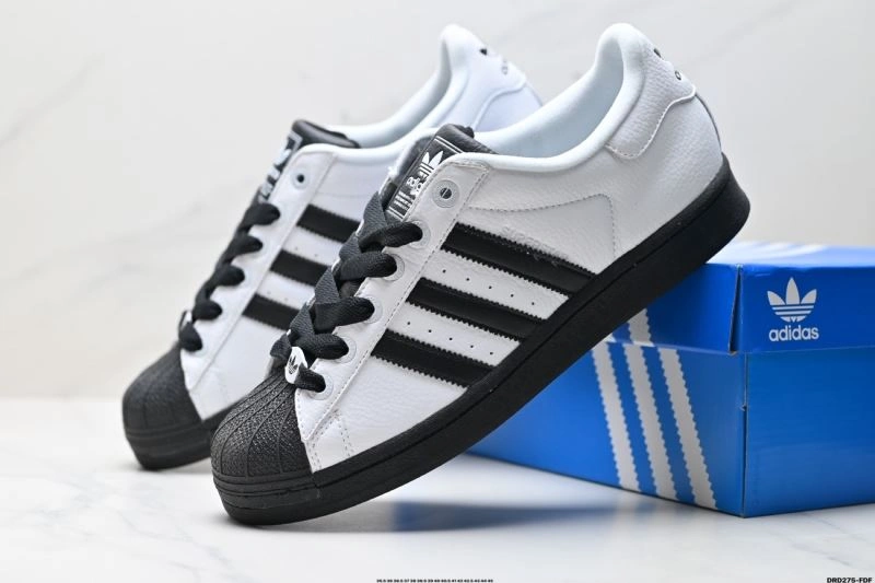 Flexible Adidas Superstar Shoes 159