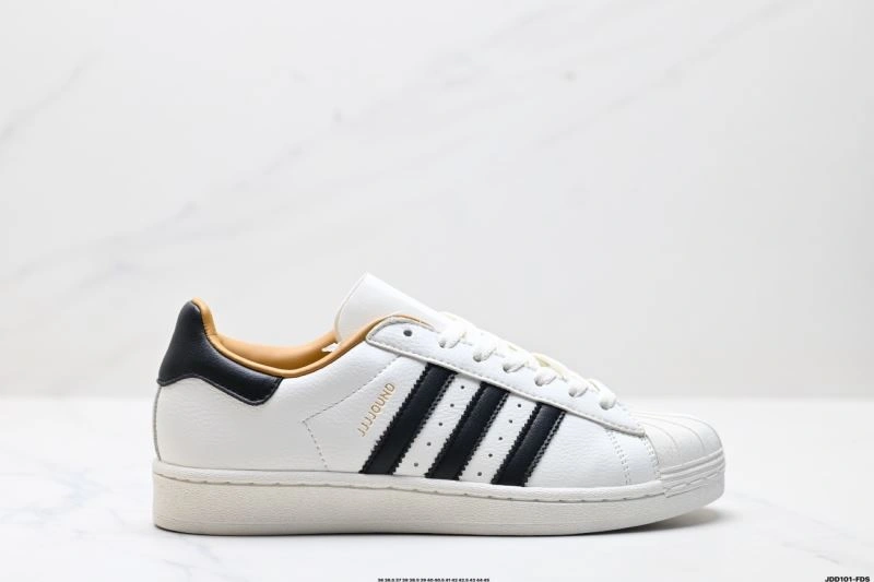 Flexible Adidas Superstar Shoes 152