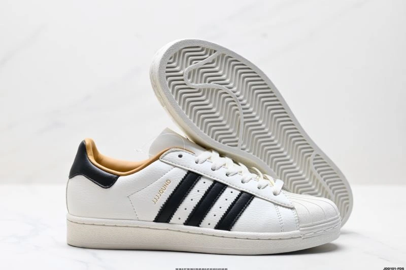 Flexible Adidas Superstar Shoes 152