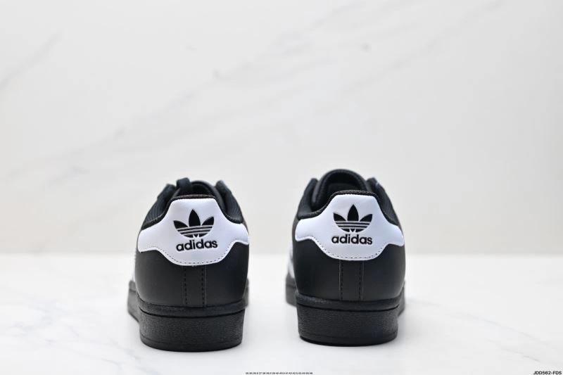Adidas Superstar Shoes Premium 81