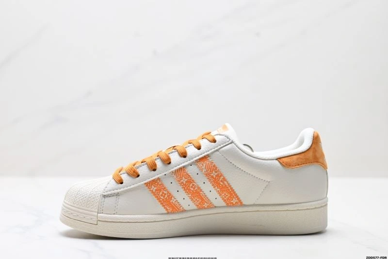 Sleek Adidas Superstar Shoes 68