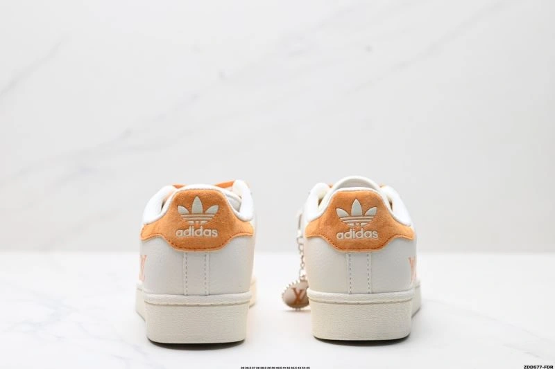 Sleek Adidas Superstar Shoes 68