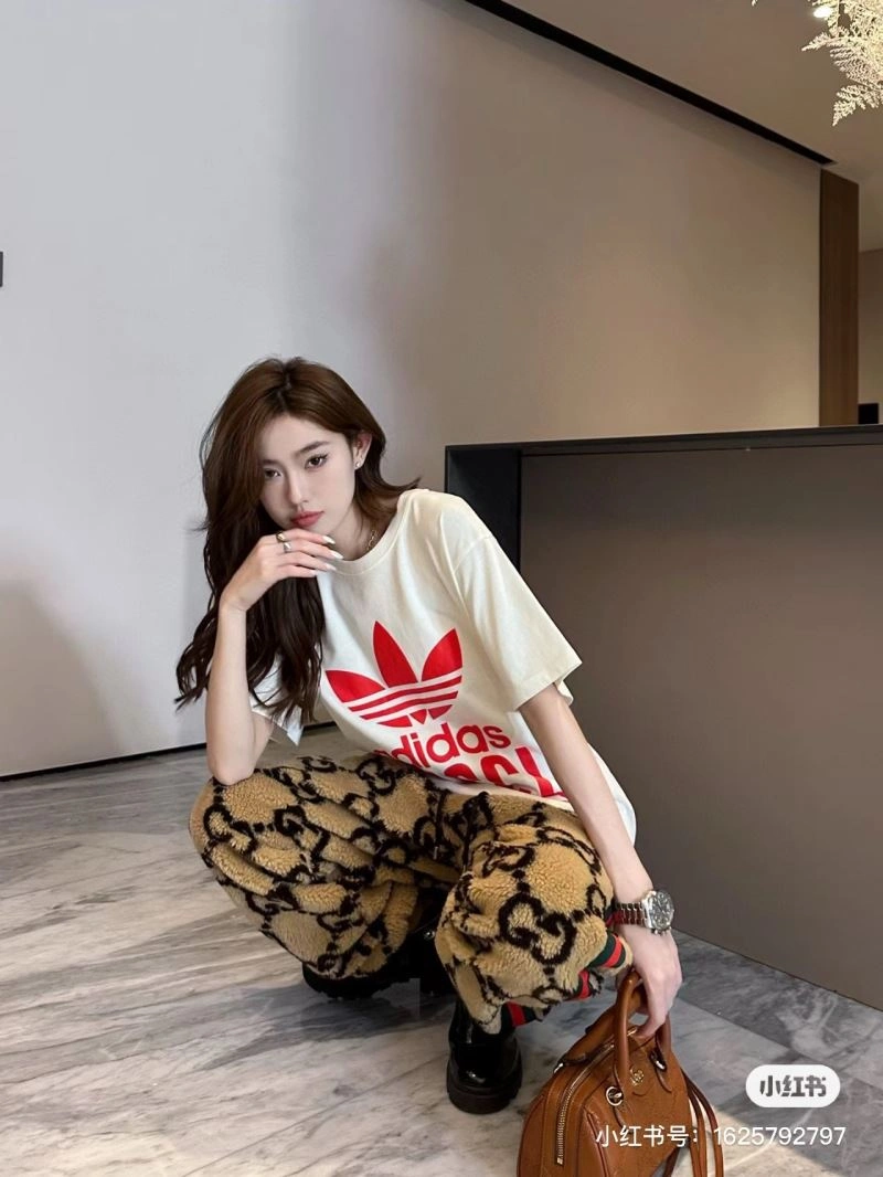 Adidas T-Shirts Modern 94924