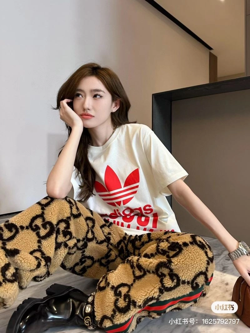 Adidas T-Shirts Modern 94924