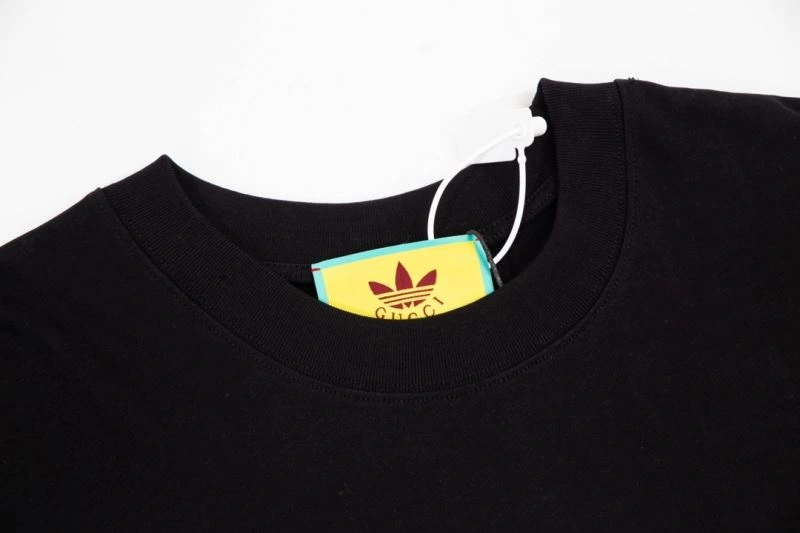 UrbanChic Adidas T-Shirts 94925