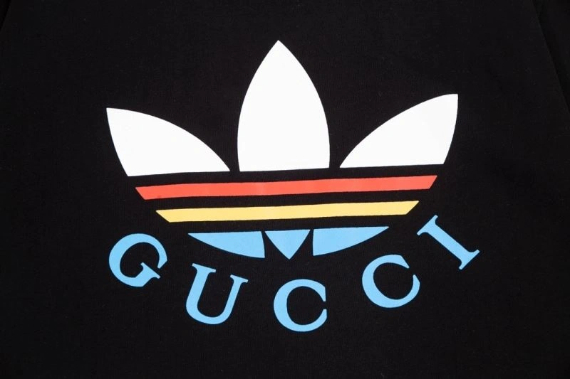 UrbanChic Adidas T-Shirts 94925