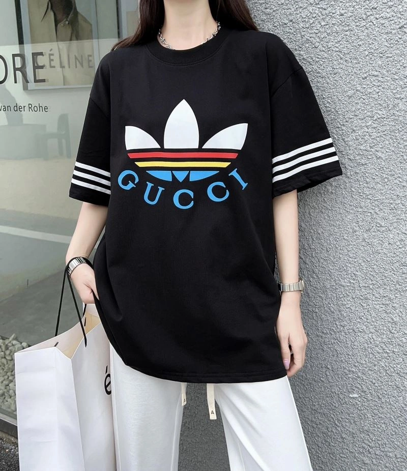 UrbanChic Adidas T-Shirts 94925