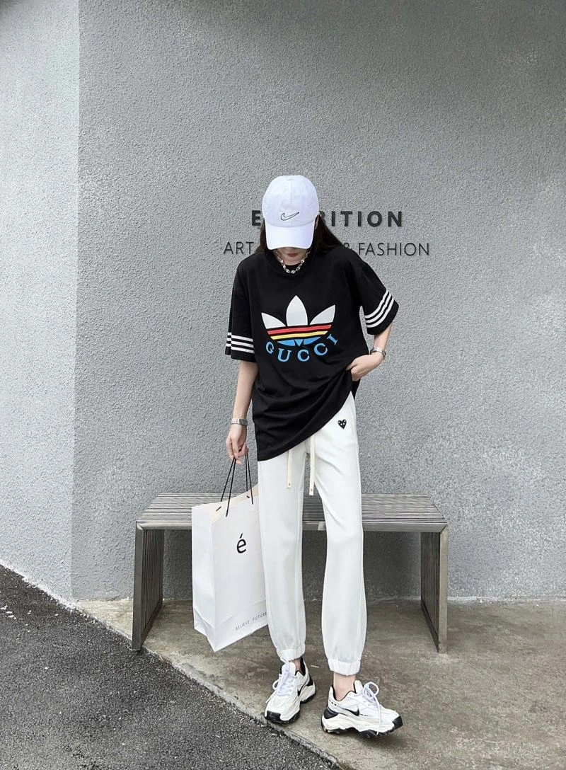 UrbanChic Adidas T-Shirts 94925