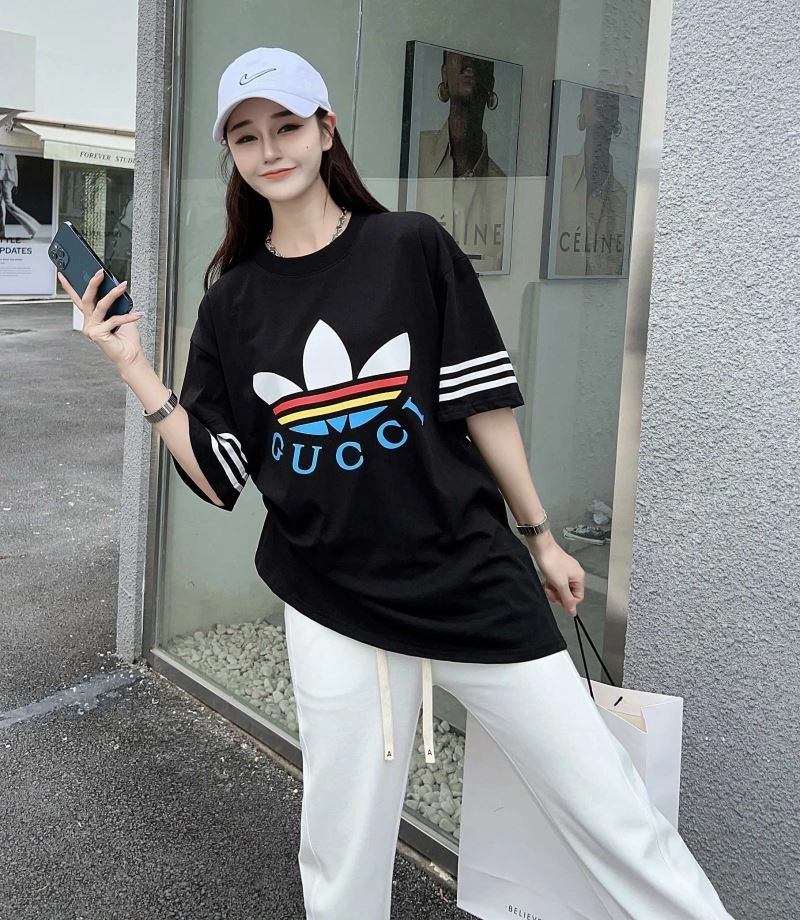 UrbanChic Adidas T-Shirts 94925