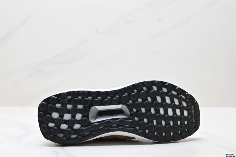 Adidas Ultra Boost Shoes Stylish 839
