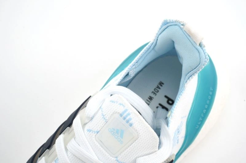 Classic Adidas Ultra Boost Shoes 70