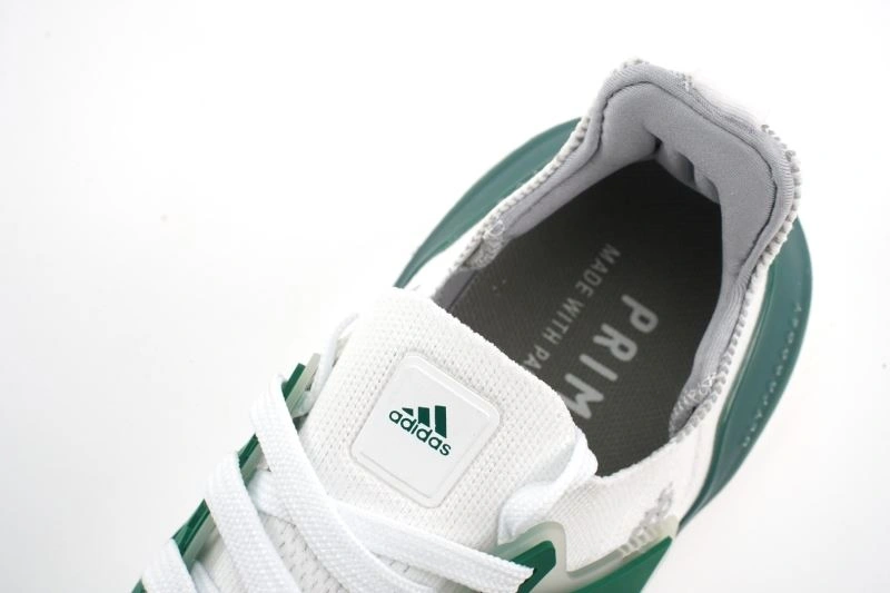 Adidas Ultra Boost Shoes SmoothTexture 56
