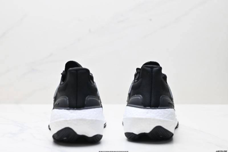 FastDry Adidas Ultra Boost Shoes 39