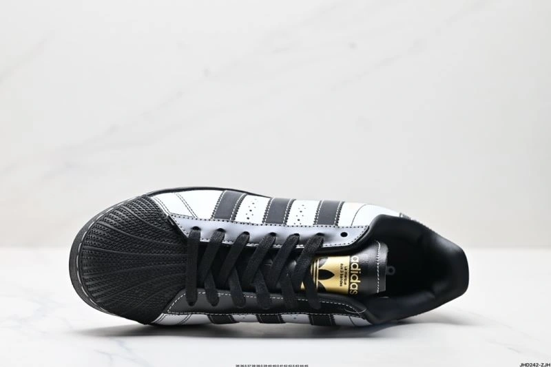 Snug Adidas XLG Shoes 840