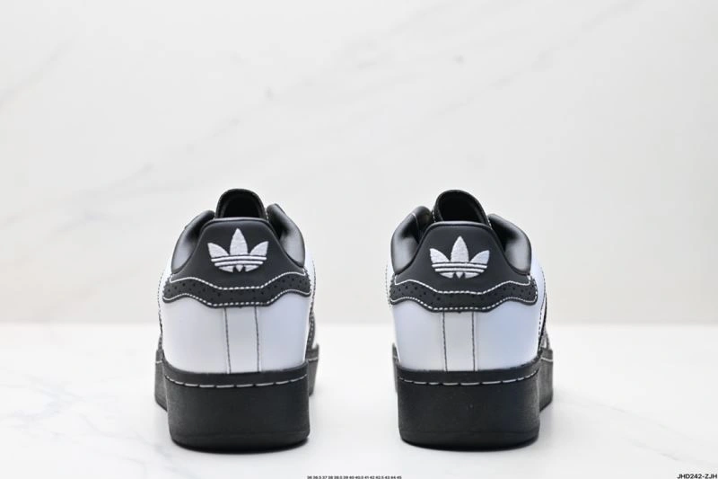 Snug Adidas XLG Shoes 840