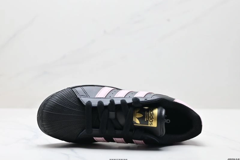 FlexibleFit Adidas XLG Shoes 833
