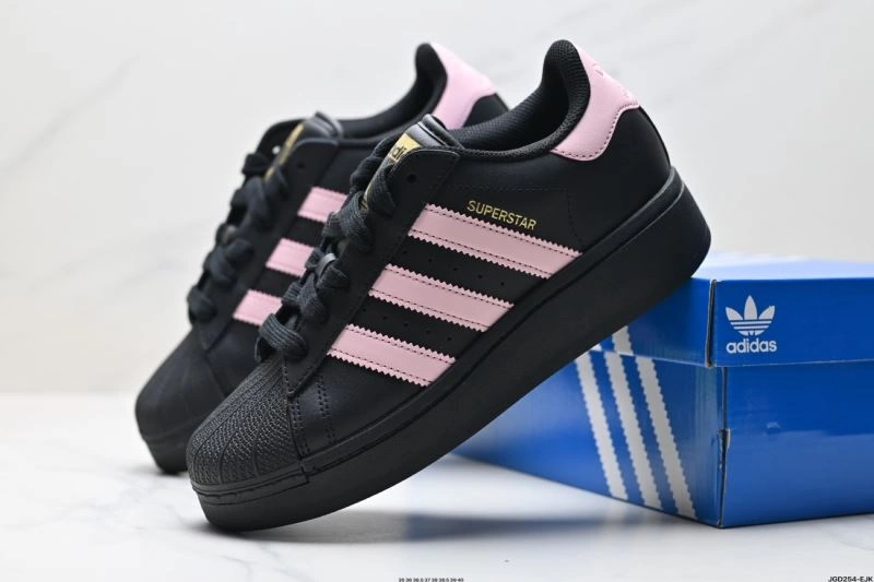 FlexibleFit Adidas XLG Shoes 833