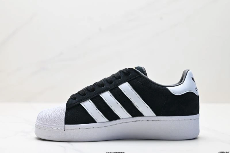 WaterResistant Adidas XLG Shoes 835