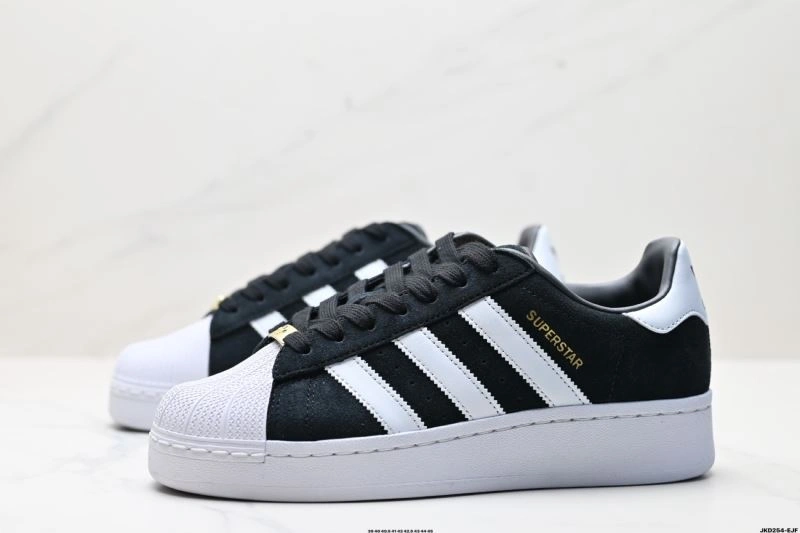 WaterResistant Adidas XLG Shoes 835