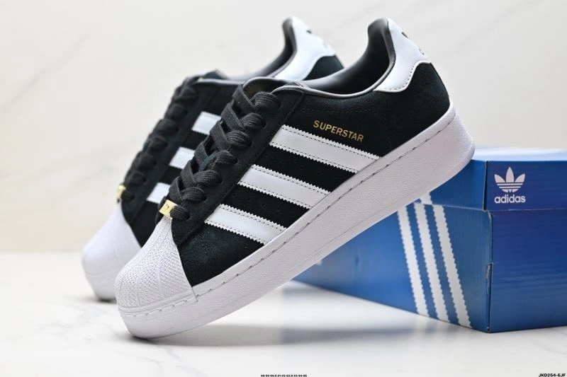 WaterResistant Adidas XLG Shoes 835