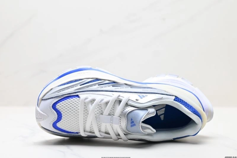 UrbanChic Adidas XLG Shoes 834
