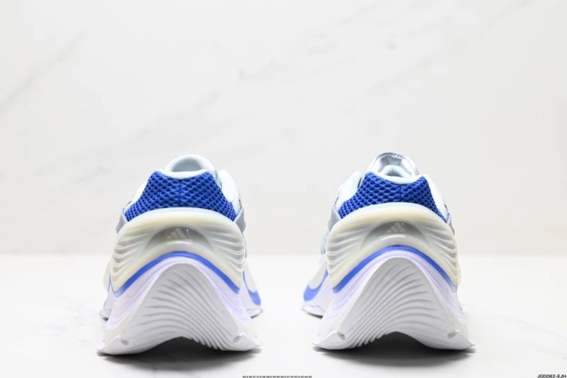 UrbanChic Adidas XLG Shoes 834