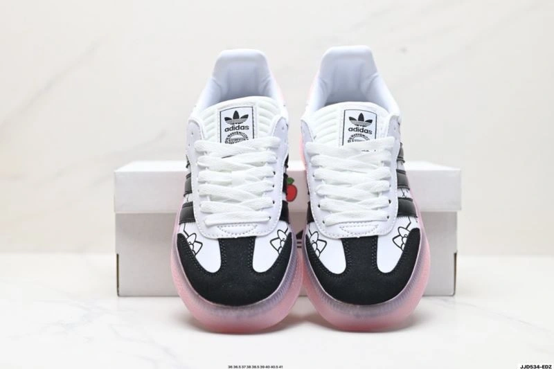WeatherProof Adidas XLG Shoes 899