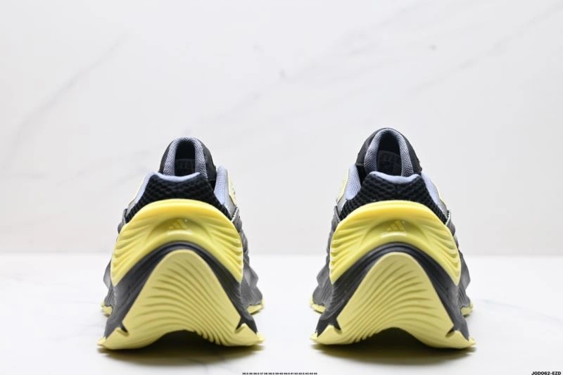 Adidas XLG Shoes MoistureWicking 832