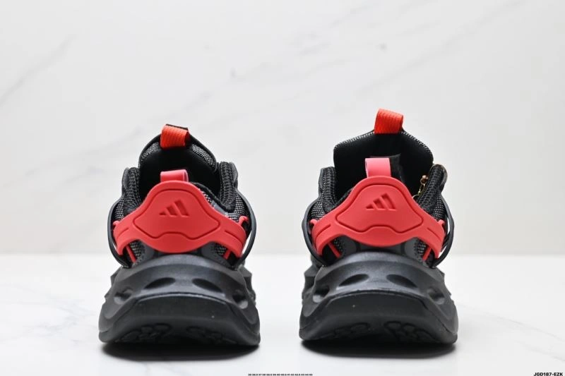 Flexible Adidas XLG Shoes 821
