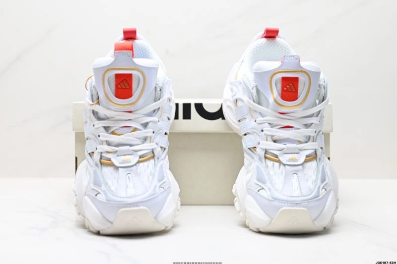 FreshLook Adidas XLG Shoes 810