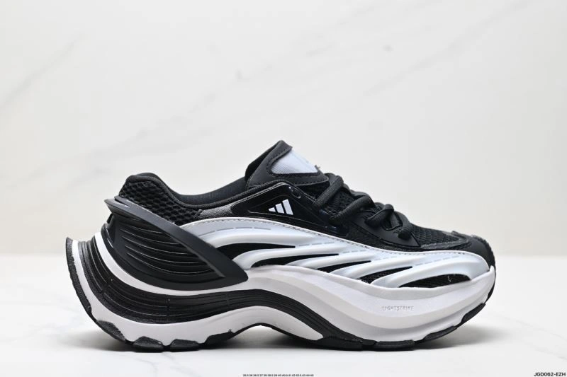 Adidas XLG Shoes Soft 820